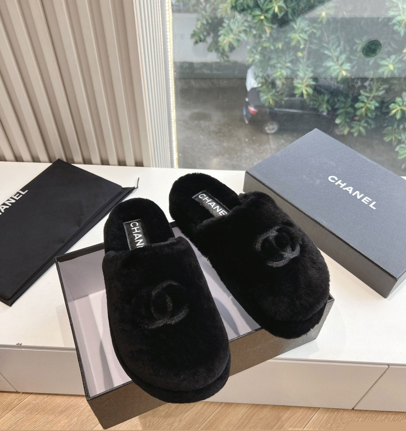 Ch*el slippers